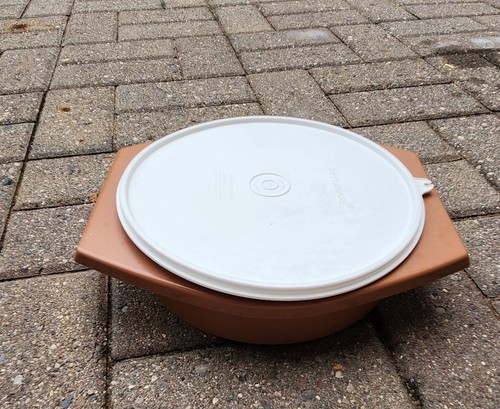 Brown tupperware 785 - 785-3, vintage