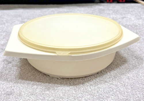 Tupperware tortilla pita bread - tortilla,